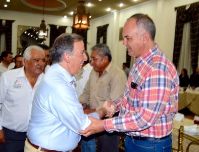 Expone Carlos Matuk problemas agrícolas de Durango a José Antonio Meade