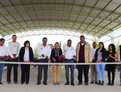 Entrega Vicente Guerrero un domo escolar a comuneros de San Francisco Javier