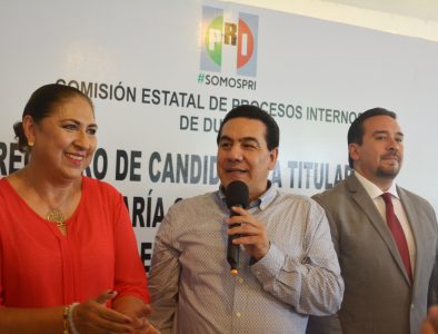 Se registra Enrique Benítez como candidato único a presidir el PRI; asegura respaldo de ex gobernadores