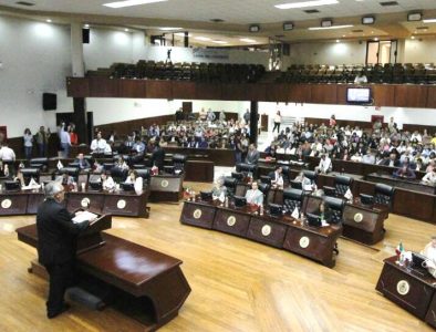 Exigen diputados a Secretaría de Salud mejorar abasto médico en municipios