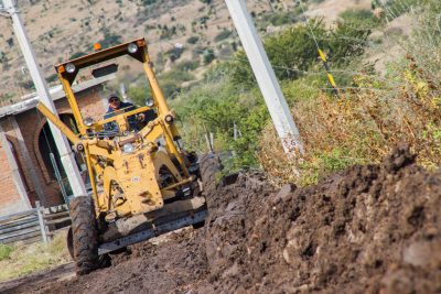 Avanza mejoramiento de caminos rurales en Nombre de Dios