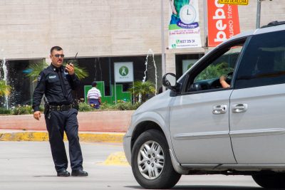 Roban vehículo oficial al Ayuntamiento de Durango