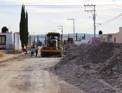 Cuencamé cierra el año con tres obras de pavimentación