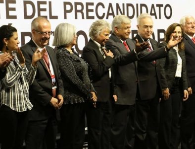 Presenta AMLO a su posible gabinete presidencial para 2018