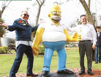 Desata polémica la estatua de Homero Simpson en Orizaba, Veracruz