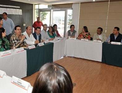 Encabeza Rubén Moreira reunión de candidatos priistas en Durango