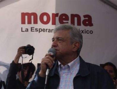 Va AMLO por sondeo para venta de avión presidencial