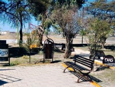 Rehabilita Secope plaza pública en Ceballos