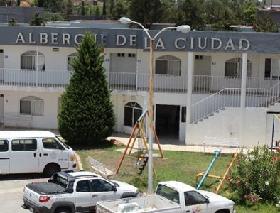 En Durango cuidamos de todos, somos una gran familia: Toño Ochoa