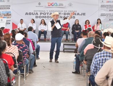 Lleva Esteban obras con valor a la región del semidesierto