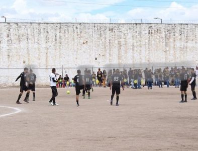 Dos equipos del Cereso 1 juegan final histórica en Liga de Futbol Universitaria Benito Juárez