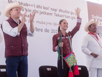 Inauguran Esteban Villegas y Claudia Sheinbaum camino artesanal Pata de Gallo-Santiago Teneraca en Mezquital