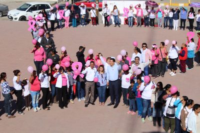 Marchan en Vicente Guerrero para conmemorar la lucha contra el cáncer de mama