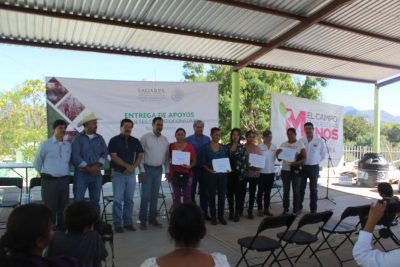 Entrega Rodeo 78 huertos familiares a través de Sagarpa