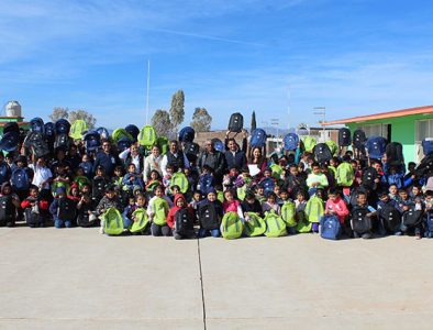 Concluye con éxito la entrega de mochilas en Vicente Guerrero