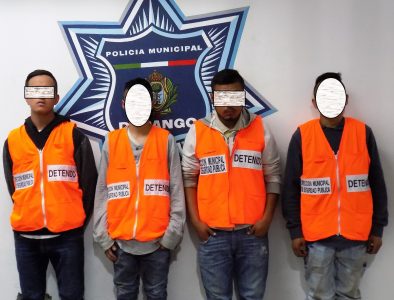 Arrestan a 4 jóvenes que robaron 120 metros de varilla en Home Depot