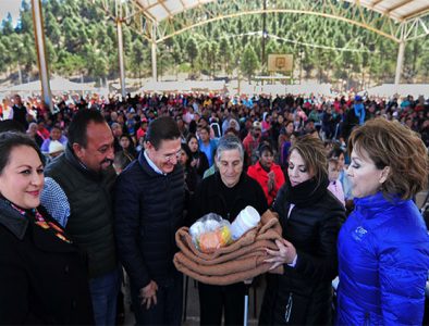 Entregan más de 3 mil apoyos invernales en La Rosilla