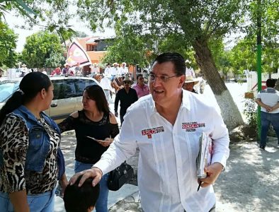 Recorre Gonzalo Yáñez viviendas y sector rural de La Laguna