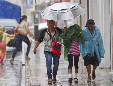 Pronostican lluvias en 13 estados del país