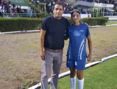 Apoya Gobierno Municipal de Poanas a jugadora de futbol