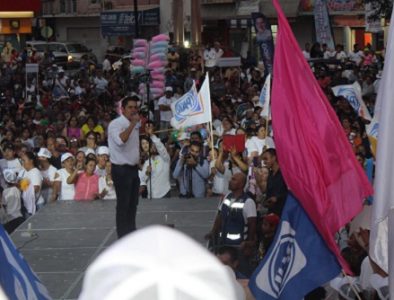 Espectacular cierre de campaña de Orlando Herrera