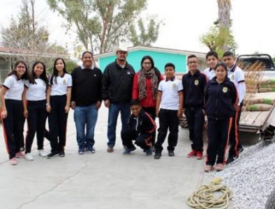 Cumple Luly Martínez con entrega de material a secundaria Severino Ceniceros