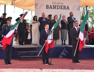 Encabeza Aispuro conmemoración del Día de la Bandera