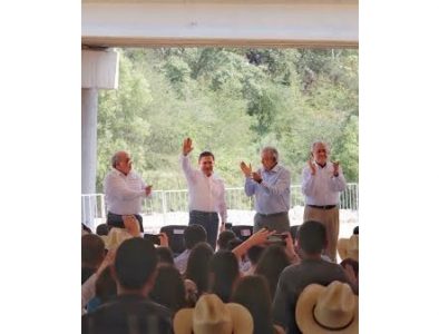 Persistencia de Aispuro se refleja en obras: AMLO