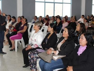 Conmemoran el Día Internacional de la Mujer en Canatlán