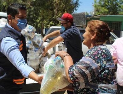 Entregan apoyo alimentario a familias de Vicente Guerrero