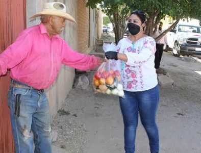 En Vicente Guerrero, DIF municipal entrega apoyos alimentarios