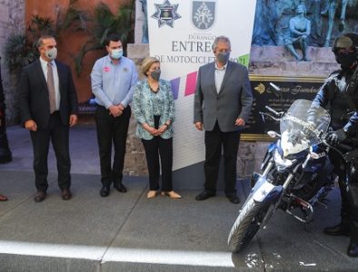 Entregan 21 motocicletas más para la seguridad de Durango capital