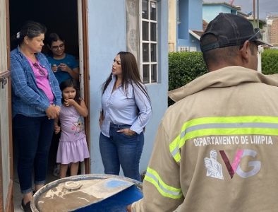 Atiende Juanita Acevedo solicitudes de colonias donde falta el agua